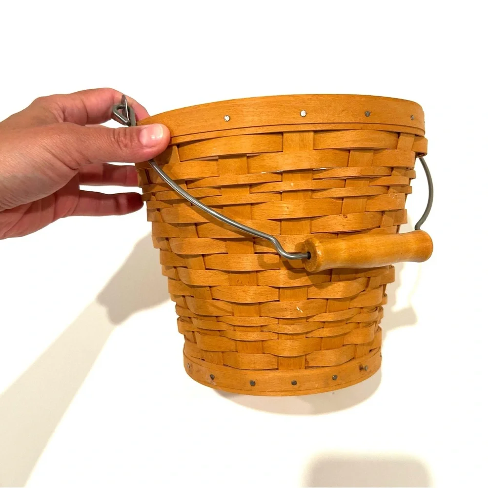 Longaberger Vintage 2002 Handwoven Classic Pail Handle Basket